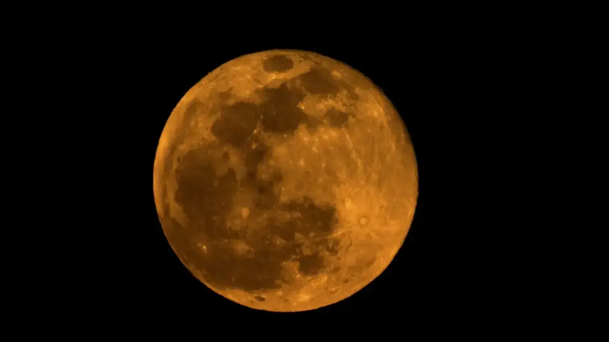 Posisi Bulan Berada Dekat dengan Bumi, BMKG Lakukan Pengamatan Munculnya Supermoon Posisi Bulan Berada Dekat dengan Bumi, BMKG Lakukan Pengamatan Munculnya Supermoon