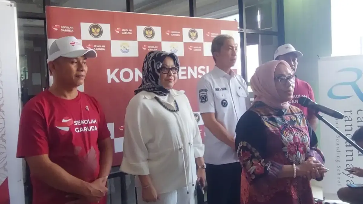 SMA Cahaya Rancamaya Resmi Jadi Sekolah Transformasi Garuda, MenPPPA: Kita Siapkan Siswa Berdaya Saing Global SMA Cahaya Rancamaya Resmi Jadi Sekolah Transformasi Garuda, MenPPPA: Kita Siapkan Siswa Berdaya Saing Global