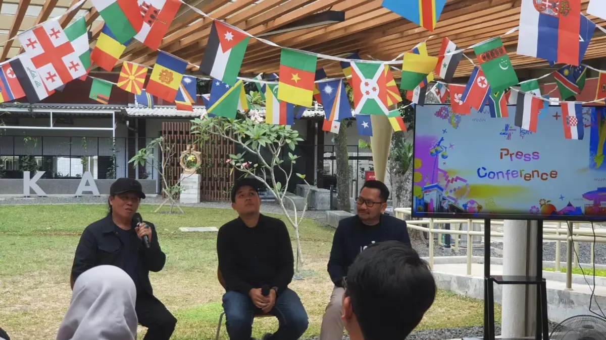 Gelaran Seni Terbesar di Asia Tenggara, Pasar Seni ITB 2025 Hadir Wujudkan Ruang Seni Inklusif dan Inovatif Gelaran Seni Terbesar di Asia Tenggara, Pasar Seni ITB 2025 Hadir Wujudkan Ruang Seni Inklusif dan Inovatif
