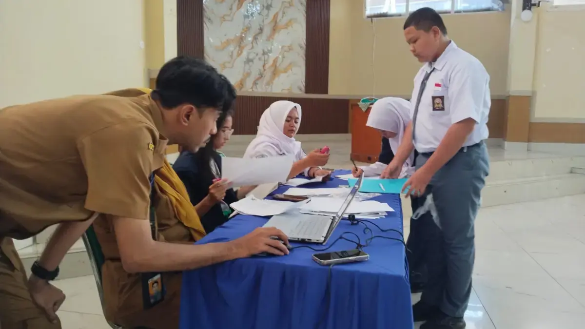 Jemput Bola Rekam KTP-el Bagi Lansia dan Disabilitas, Disdukcapil Cimahi Wujudkan Layanan Inklusif Jemput Bola Rekam KTP-el Bagi Lansia dan Disabilitas, Disdukcapil Cimahi Wujudkan Layanan Inklusif