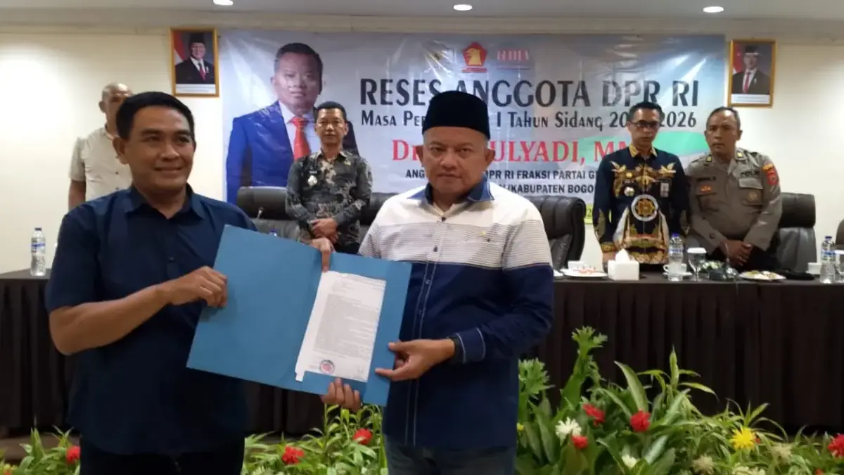 Anggota Komisi XI DPR RI, Mulyadi bersama Ketua AMBS Muhsin