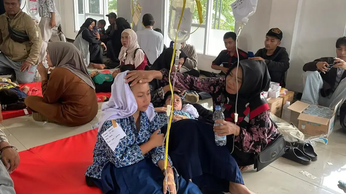 Lagi! 6 Pelajar SMP Negeri 1 Cisarua Keracunan Usai Santap Menu MBG Ilustrasi: siswa di Bandung Barat alami mual dan pusing usai santap MBG. Dok Jabar Ekspres/Suwitno