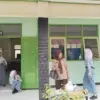 Kepala KCD Xlll Pastikan Jam Masuk Siswa 06.30 WIB Berjalan Baik
