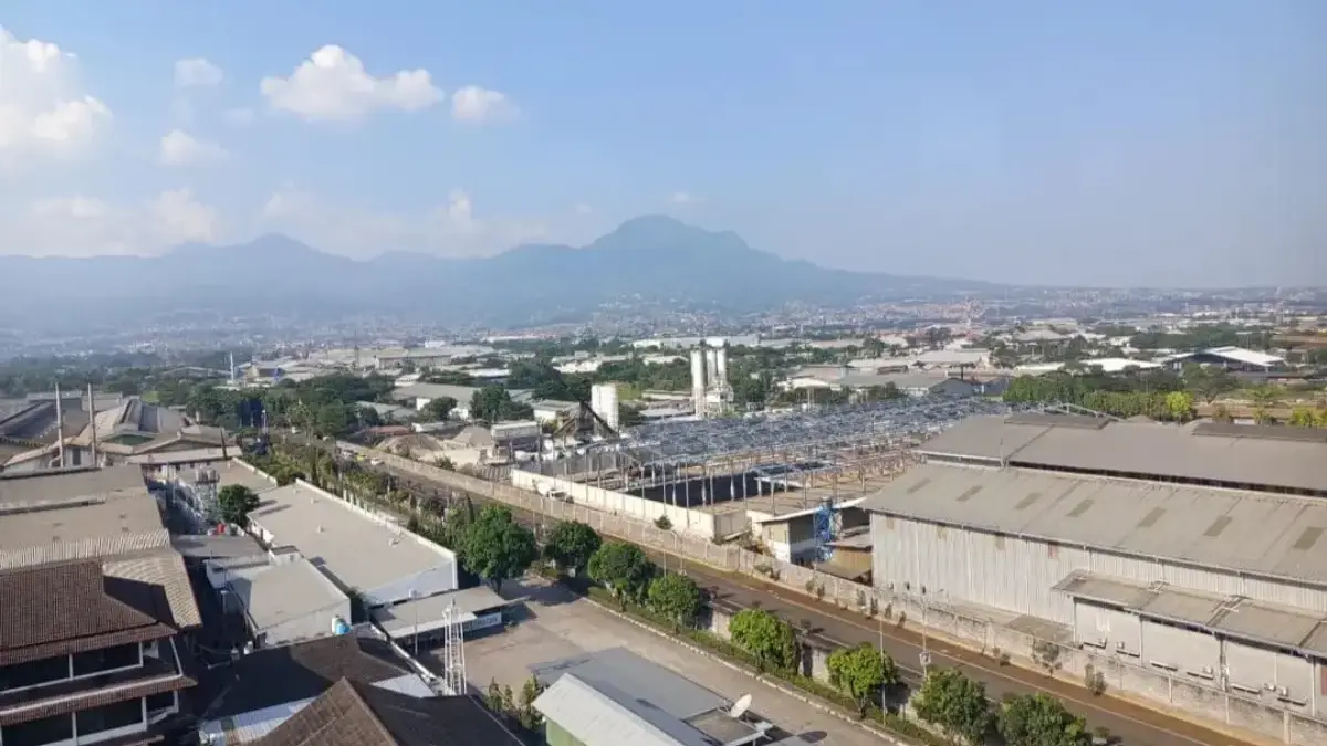 Tembus Rp 77,1 Triliun, Realisasi Investasi Jawa Barat Triwulan III jadi Teratas Kawasan Industri di Kota Bandung. (son)