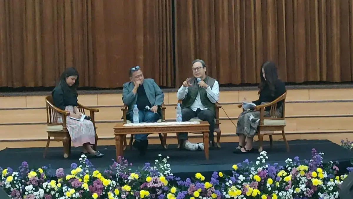 Dok. Para narasumber dalam kegiatan Enterpreneur Talk 2025 yang diselenggarakan BEM Fakultas Hukum UNPAD saat