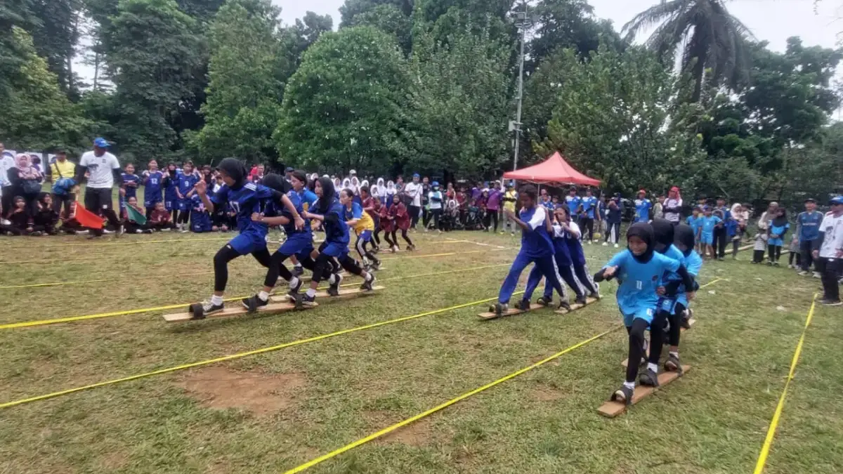 Lestarikan Permainan Tradisional, Ratusan Siswa SD di Bogor Ikuti Kompetensi Dispora Kota Bogor Lestarikan Permainan Tradisional, Ratusan Siswa SD di Bogor Ikuti Kompetensi Dispora Kota Bogor