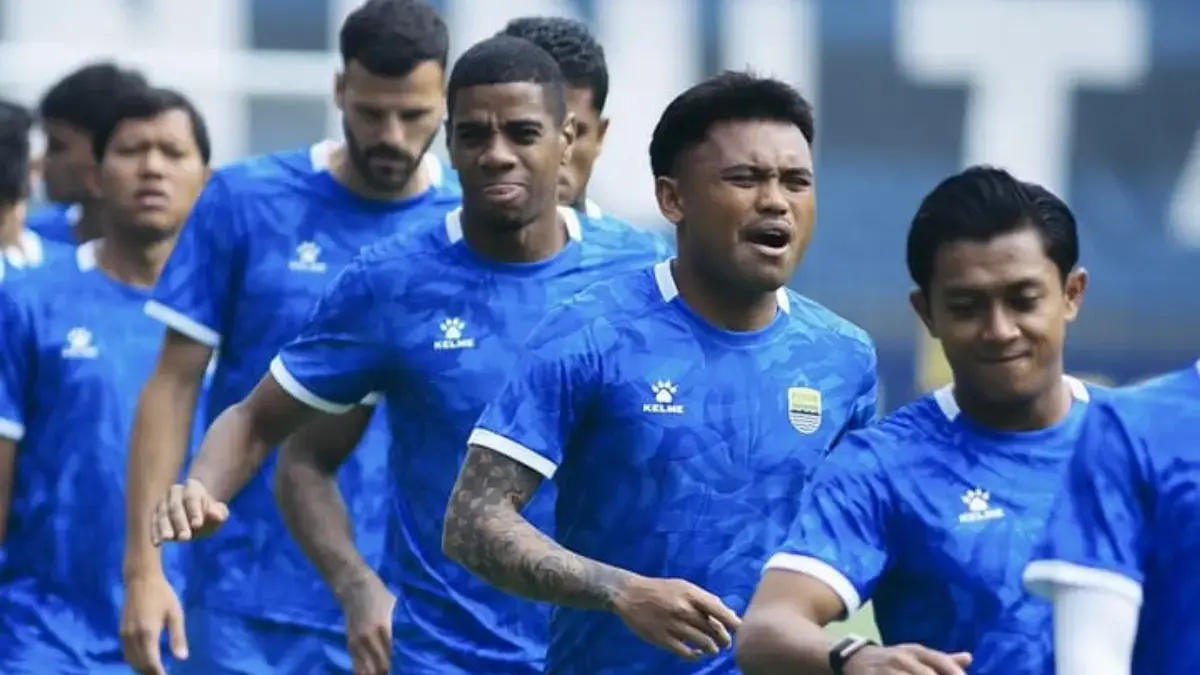 Rekor Pertemuan Persib Bandung Kontra Selangor FC, Siapa yang Lebih Mendominasi? Rekor Pertemuan Persib Bandung Kontra Selangor FC, Siapa yang Lebih Mendominasi?