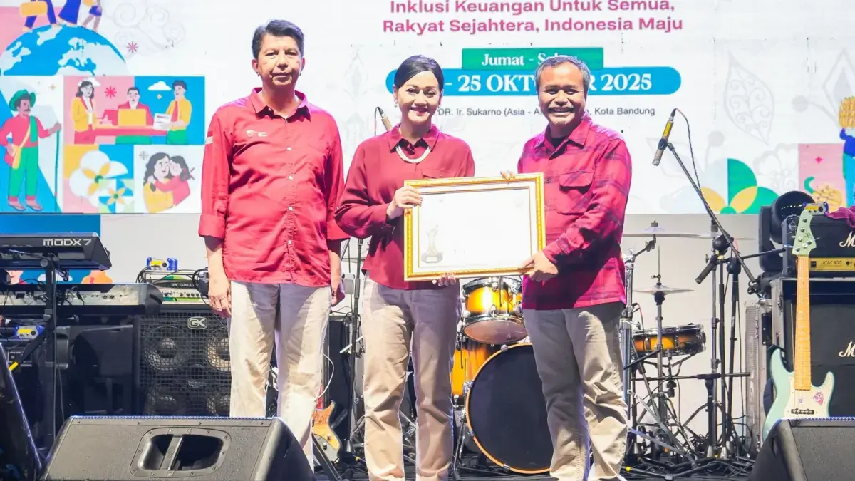 OJK Jabar Gelar Puncak Bulan Inklusi Keuangan (BIK) 2025 OJK Jabar Gelar Puncak Bulan Inklusi Keuangan (BIK) 2025