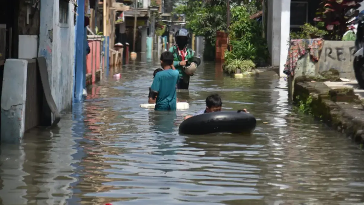 Bencana Hantui Cekungan Bandung, KDM Diminta Serius Hentikan Krisis Ekologis di Jawa Barat Bencana Hantui Cekungan Bandung, KDM Diminta Serius Hentikan Krisis Ekologis di Jawa Barat