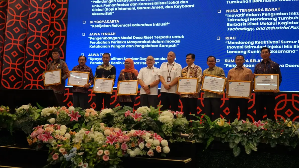 Berkat Kerja Kolaborasi dalam Optimalimasi Potensi Daerah, Brida Jateng Raih Dua Penghargaan dari BRIN Berkat Kerja Kolaborasi dalam Optimalimasi Potensi Daerah, Brida Jateng Raih Dua Penghargaan dari BRIN