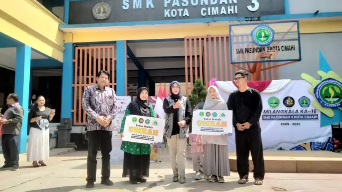 SMK Pasundan 3 Cimahi Rayakan Milangkala dengan Berikan Beasiswa dan Umrah Bagi Guru SMK Pasundan 3 Cimahi Rayakan Milangkala dengan Berikan Beasiswa dan Umrah Bagi Guru
