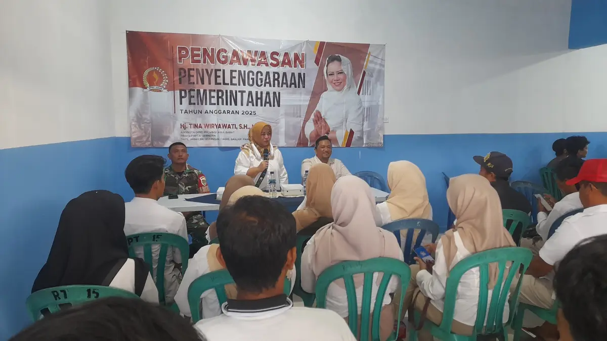 Anggota Dewan Perwakilan Rakyat Daerah (DPRD) Daerah Pemilihan (Dapil) 13 Provinsi Jawa Barat, Hj. Tina Wiryaw