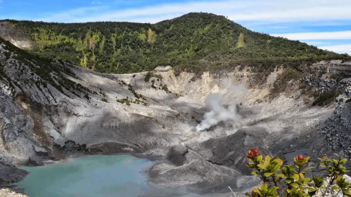5 Tempat Wisata Lembang Terbaru Viral 2025 Lengkap dengan Harga Tiket Masuknya 5 Tempat Wisata Lembang Terbaru Viral 2025 Lengkap dengan Harga Tiket Masuknya
