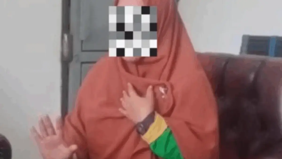 Viral! Kepsek SMA Tampar Siswa yang Ketahuan Merokok, Kini Terancam Dinonaktifkan