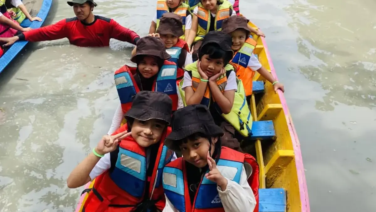 Keceriaan murid TK Bukit Dago saat outbound ke Villa Kancil di Majalaya, Kabupaten Bandung, Rabu (13/11/202