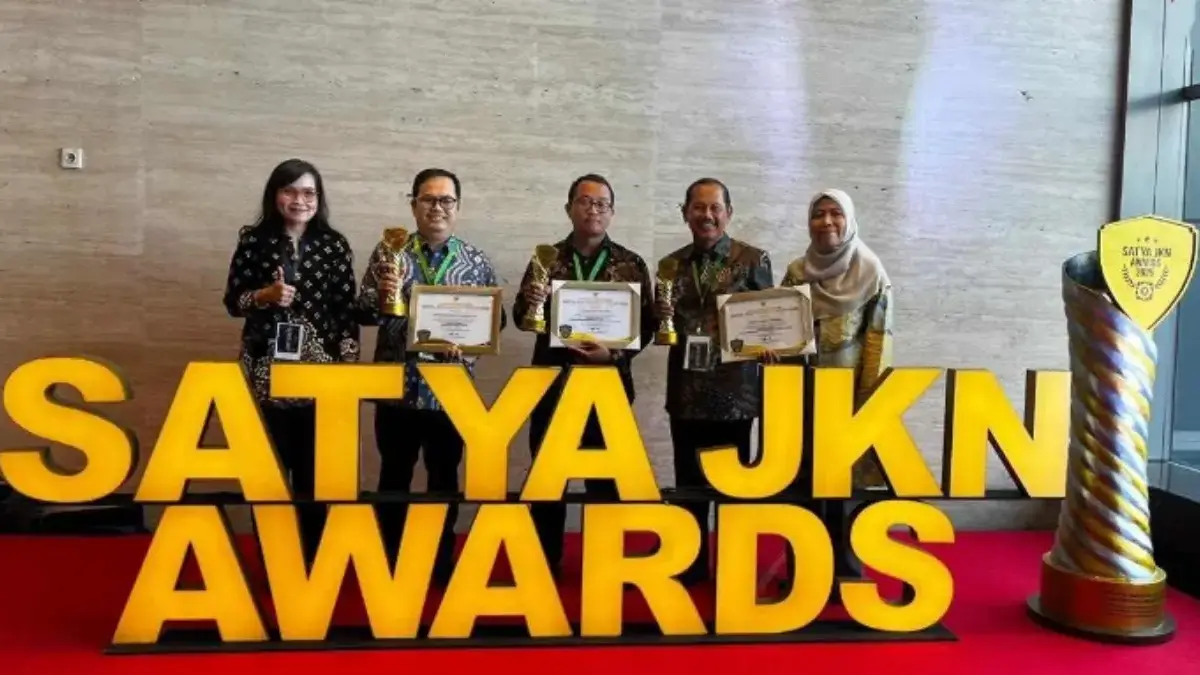 Empat Badan Usaha Asal Kota Bandung Raih Penghargaan Satya JKN Award 2025 Empat badan usaha yang berhasil meraih Penghargaan Satya JKN Award 2025