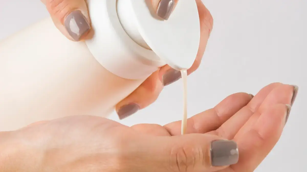 5 Body Serum Lokal dengan Titanium Dioxide yang Bikin Kulit Cerah, Lembut, dan Terlindungi Sepanjang Hari