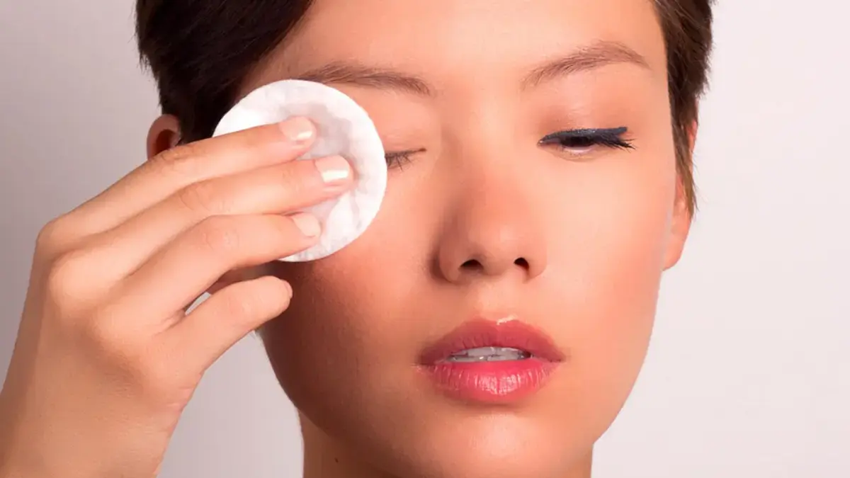 5 Make Up Remover yang Sudah BPOM, Sekali Swipe Make Up Langsung Hilang! 5 Make Up Remover yang Sudah BPOM, Sekali Swipe Make Up Langsung Hilang!