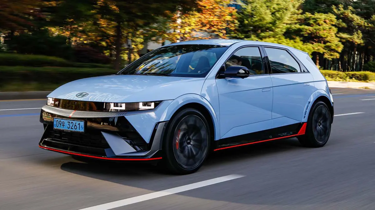 5 Mobil Listrik yang Memiliki CC Tinggi dan Kualitas Baterai Terbaik Tahun 2025 5 Mobil Listrik yang Memiliki CC Tinggi dan Kualitas Baterai Terbaik Tahun 2025