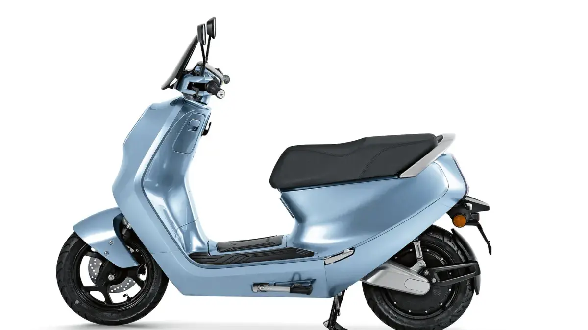 5 Motor Listrik Subsidi yang Stylish Mirip Vespa, Cocok Dipakai Anak Muda! 5 Motor Listrik Subsidi yang Stylish Mirip Vespa, Cocok Dipakai Anak Muda!