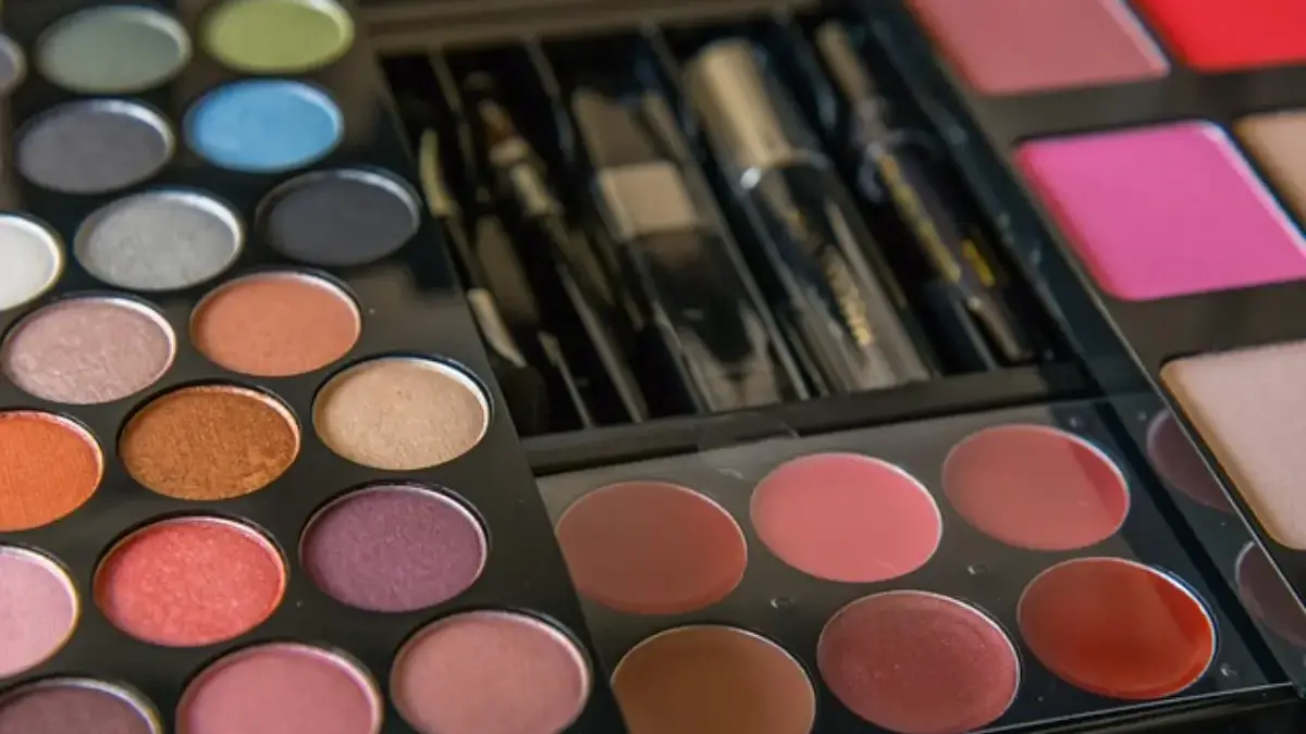 5 Rekomendasi Face Pallette Produk Lokal yang Sudah BPOM