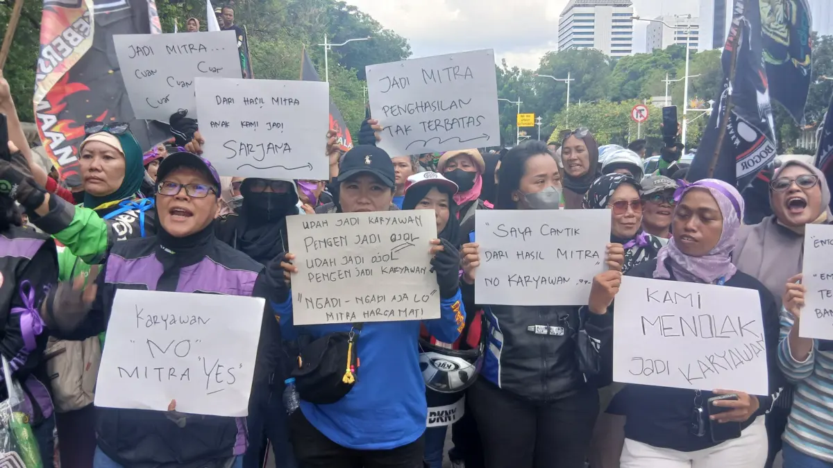 Ribuan Ojol Turun ke Jalan, URC Bergerak Tegaskan Empat Tuntutan dan Tolak Komisi 10 Persen