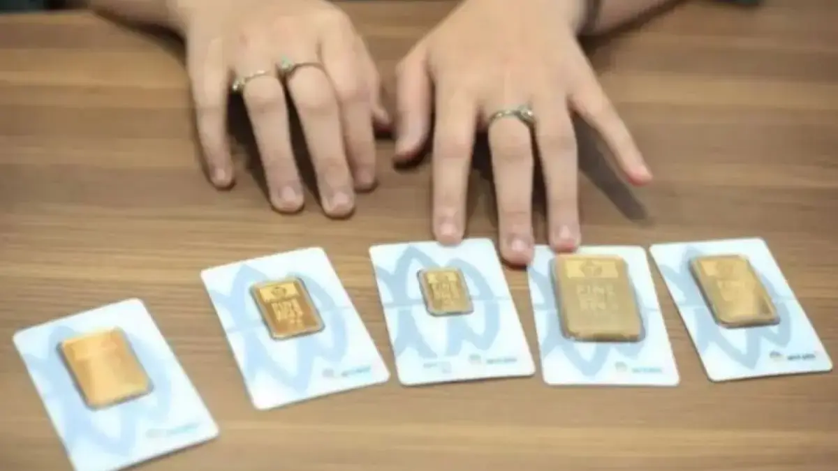 Harga Emas Antam Hari Ini Melemah Ke Rp2,34 Juta Per Gram