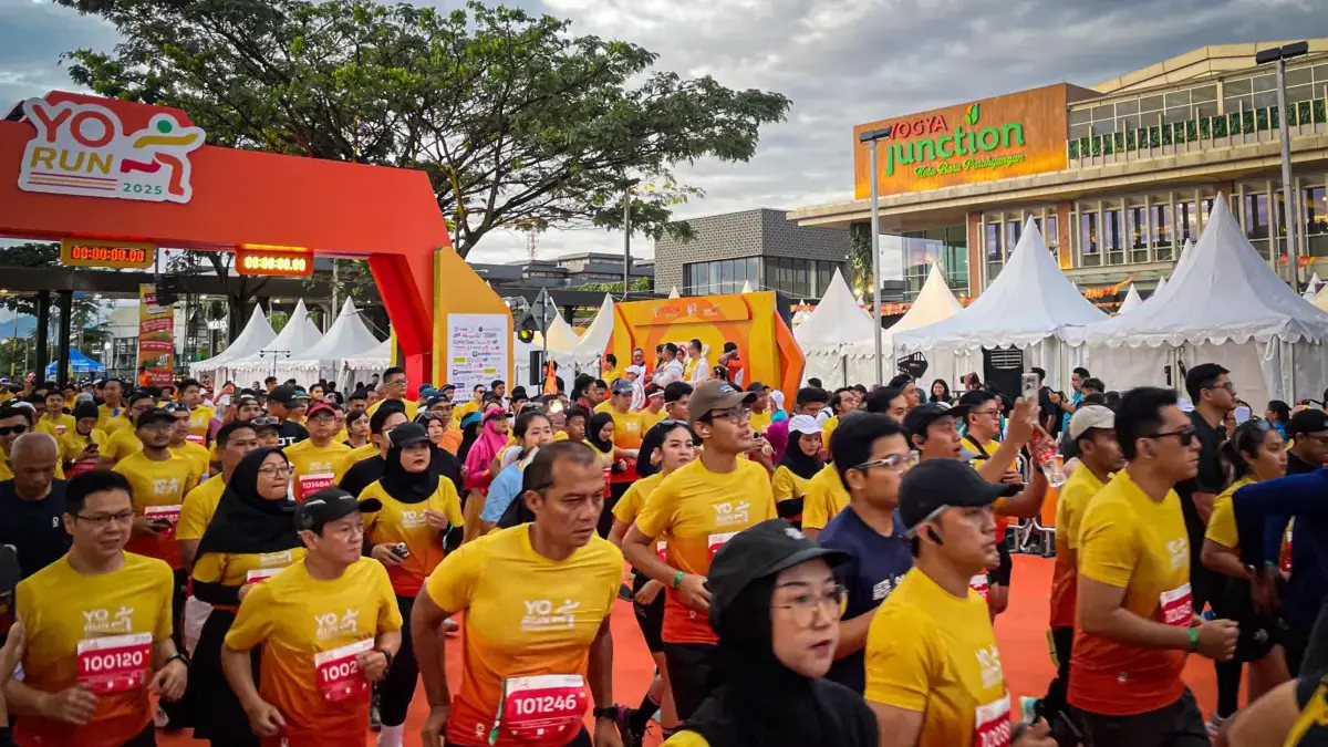 Ribuan Peserta Meriahkan Ajang Lari Yorun 2025 di Bandung Barat Ribuan Peserta Meriahkan Ajang Lari Yorun 2025 di Bandung Barat
