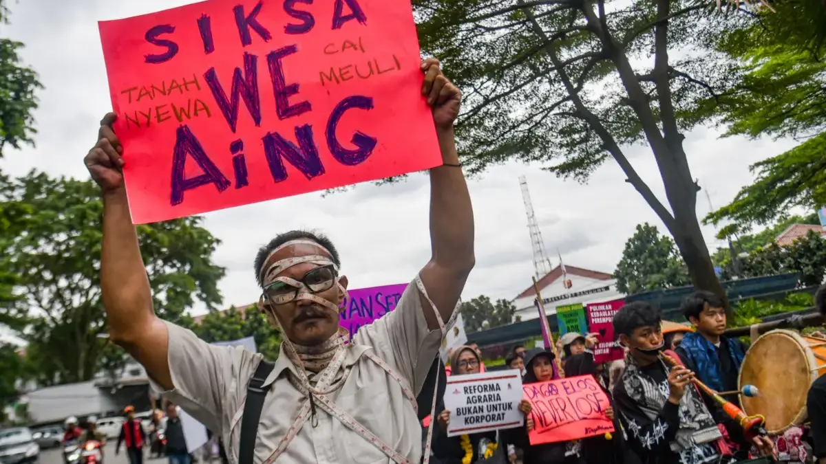 Global Climate Strike Bandung 2025 Gaungkan 'Urundaya Iklim', Warga Bersatu Menuntut Keadilan Iklim Bandung 2025 Gaungkan \'Urundaya Iklim\', Warga Bandung Bersatu Menuntut Keadilan Iklim