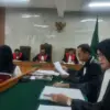 Mantan Sekwan Rachmawati Dituntut Tiga Tahun Penjara Kasus DPRD Banjar, Pengacara Sebut Kriminalisasi! Mantan Sekwan Rachmawati Dituntut Tiga Tahun Penjara Kasus DPRD Banjar, Pengacara Sebut Kriminalisasi!