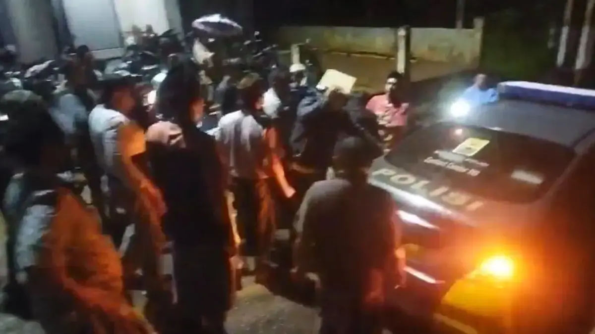 Beralasan Cari \"Wangsit\", Empat Orang di Ciamis Nekat Bongkar Makam Tengah Malam Demi Benda Pusaka