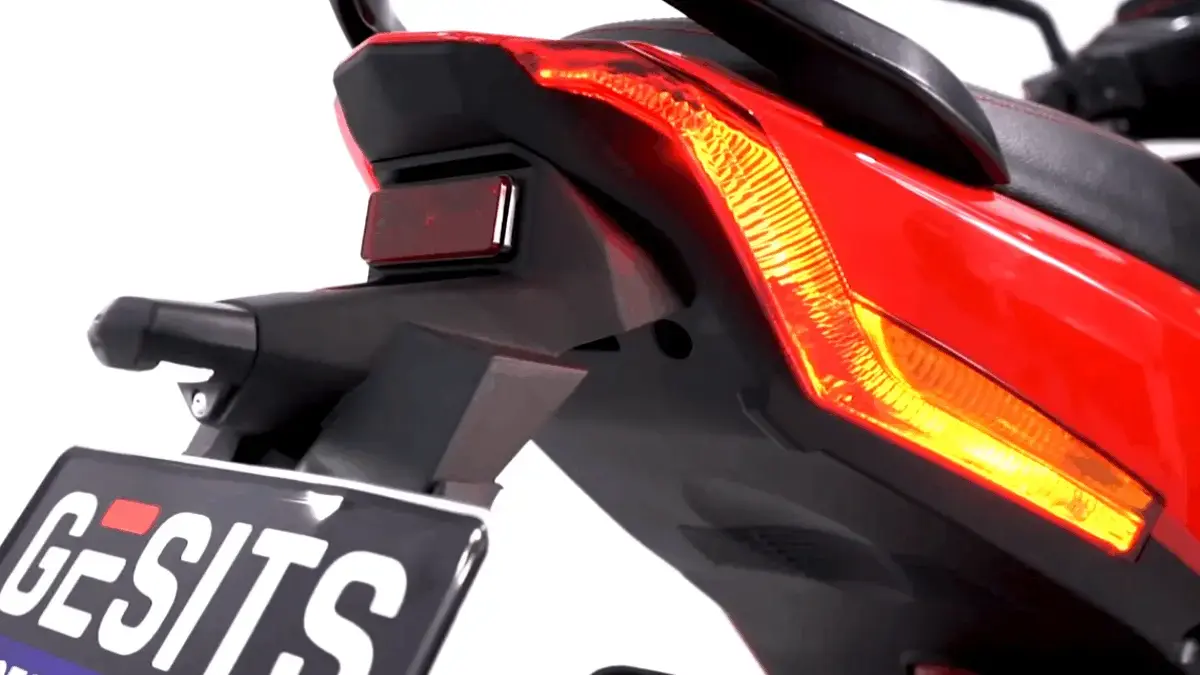 5 Rekomendasi Motor Listrik Murah Terbaik 2025, Solusi BBM Mahal!!