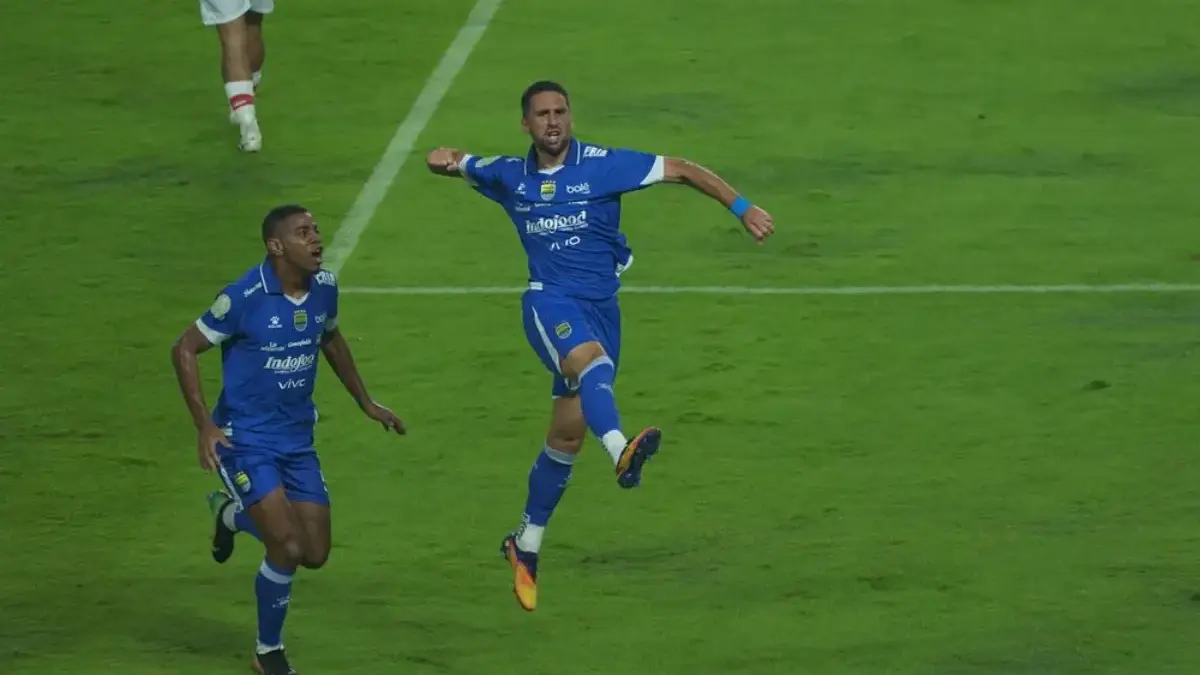 Persib Bandung vs Dewa United: Luciano Absen, ‘Pesulap’ Rp5,21 Miliar Bisa Buktikan Diri Luciano Guaycochea dan Ulliam Barros pemain Persib Bandung.