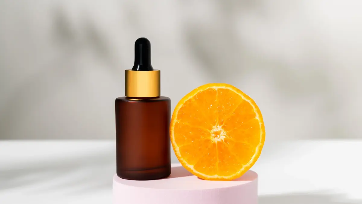 6 Rekomendasi Serum Acne Terbaik untuk Kulit Berjerawat dan Kusam