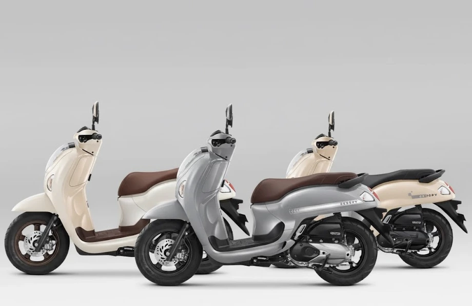 Honda Segarkan New Scoopy, Hadir dengan Pilihan Warna Baru yang Lebih Stylish Honda Segarkan New Scoopy, Hadir dengan Pilihan Warna Baru yang Lebih Stylish