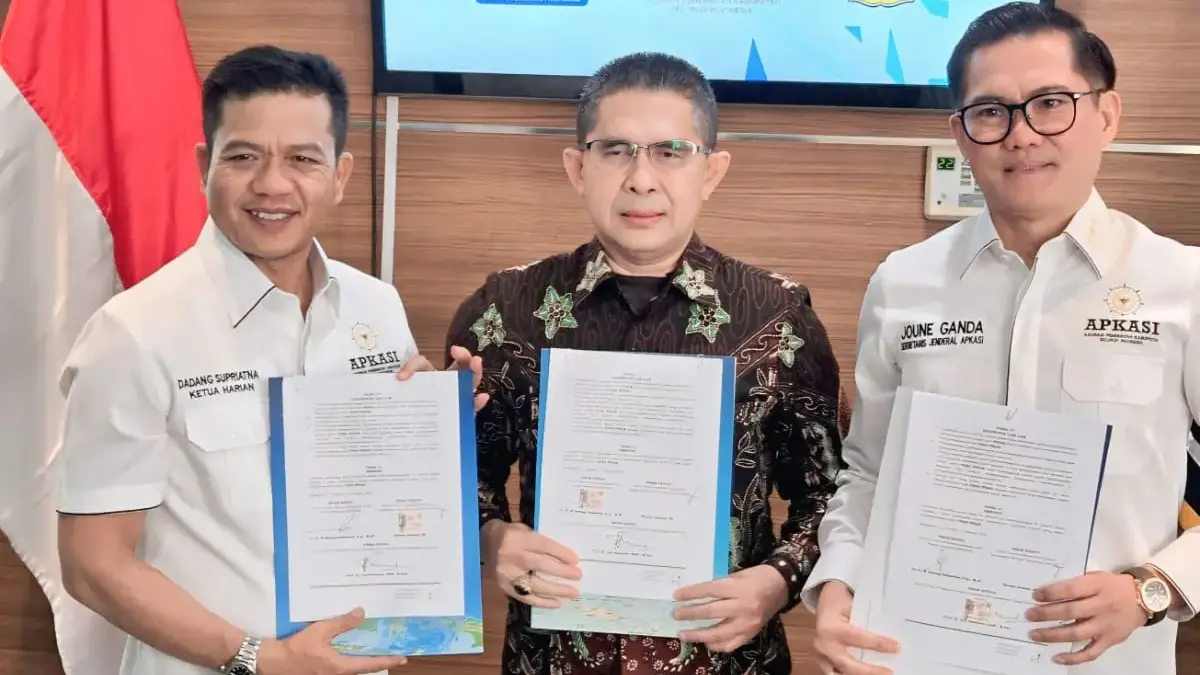 APKASI, AKKOPSI, dan HAKLI Teken MoU Percepatan SLHS dan Minimalisir Keracunan MBG APKASI, AKKOPSI, dan HAKLI Teken MoU Percepatan SLHS dan Minimalisir Keracunan MBG