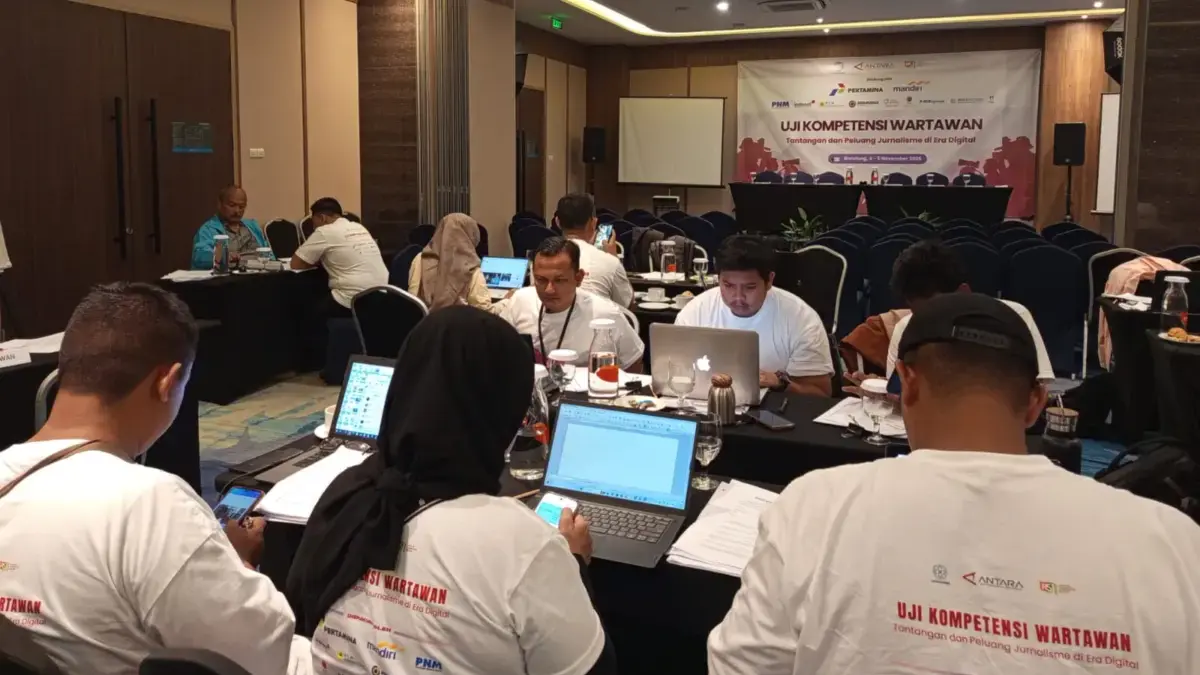 Gelar UKW di Bandung, Antara: Transformasi Digital jadi Peluang Jurnalis Berinovasi Gelar UKW di Bandung, Antara: Transformasi Digital jadi Peluang Jurnalis Berinovasi