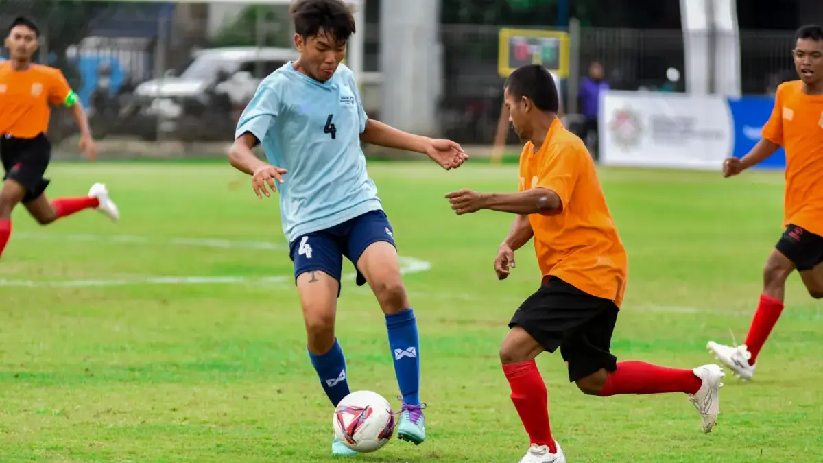Sepak Bola, Lebih dari SekadarPermainan: Cermin Budaya dari Brasilhingga Indonesia Kompetisi Sepak Bola Disabilitas Intelektual Asia Tenggara Dimulai di Bandung
