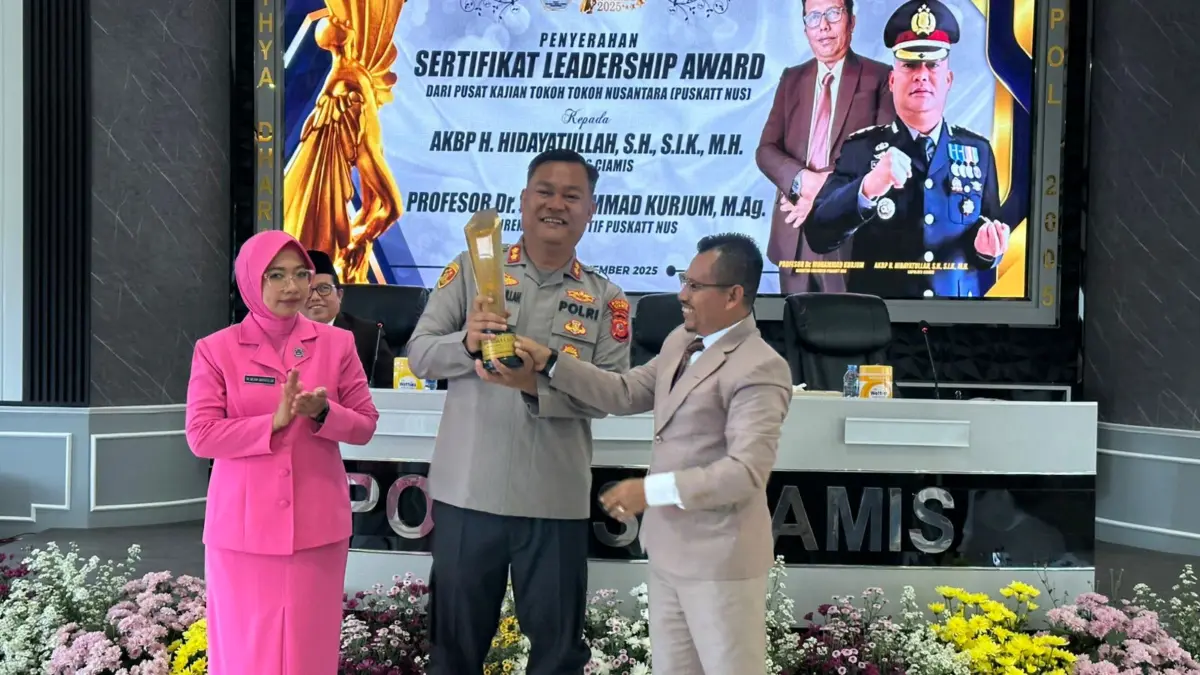 Nikahkan Tersangka Pembuang Bayi, Kapolres Ciamis AKBP Hidayatullah Raih Dua Penghargaan Bergengsi Nasional