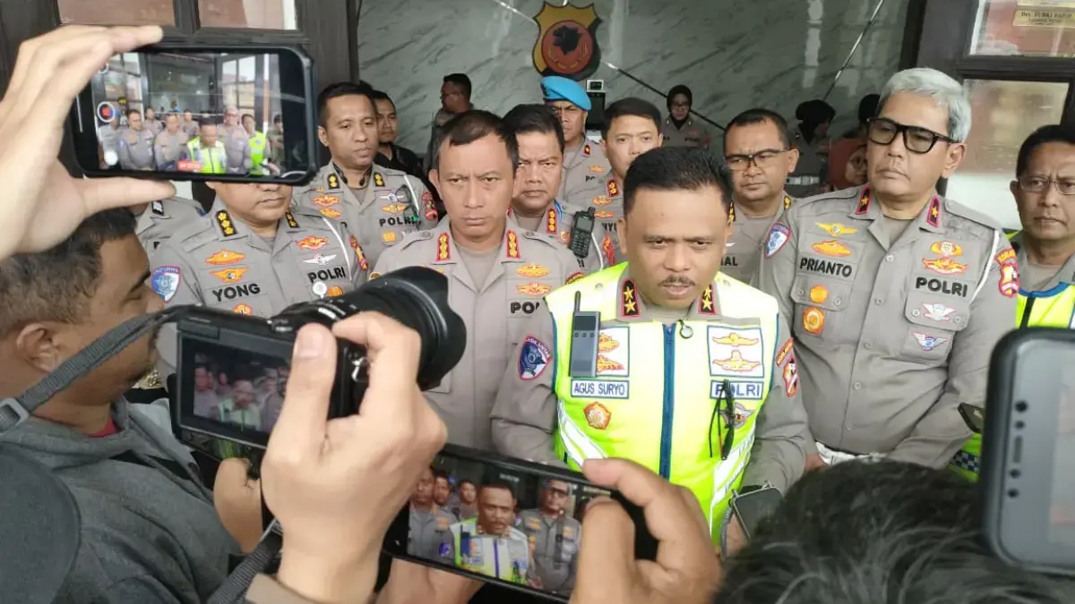 Kakorlantas Polri Tinjau Kesiapan Smart City Policing di Bandung, Dorong Penguatan Keamanan Berbasis Digital Tinjau Kesiapan Smart City Policing di Bandung, Begini kata Kakorlantas Polri