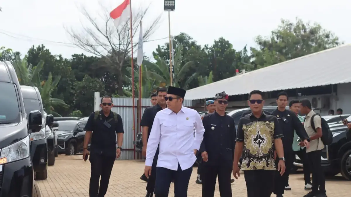 Sastra Winara Apresiasi Wakapolri Bangun SMA Kemala Taruna Bhayangkara di Gunung Sindur. Foto Humas DPRD