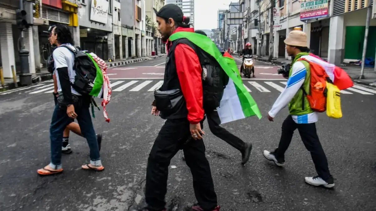 Serukan Solidaritas untuk Palestina, Sejumlah Aktivis Bandung Jalan Kaki ke Jakarta