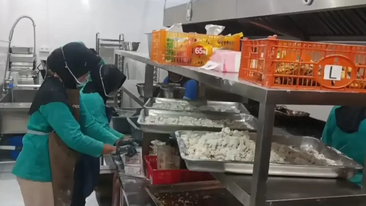 SPPG Batutulis 08 Distop Sementara Imbas Dugaan Keracunan MBG, Orang Tua Siswa Minta Pengawasan Diperketat