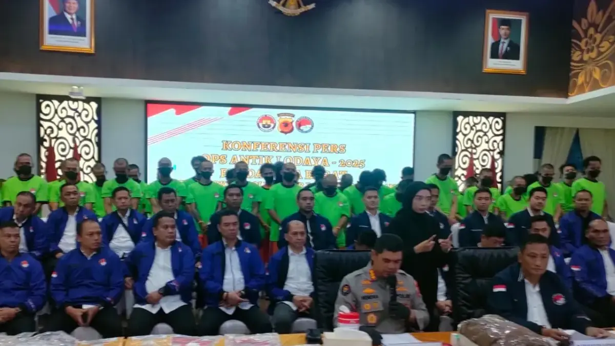 Dok. Preskonpers Polda Jabar terkait kasus tindak pindana peredaran narkoba. Kamis (20/11). Foto Sandi Nugraha