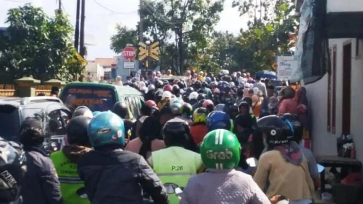Ist. Kepadatan arus kendaraan di jalan cimencrang menuju stadion GBLA kota bandung. Dok. Jabar Ekspres.
