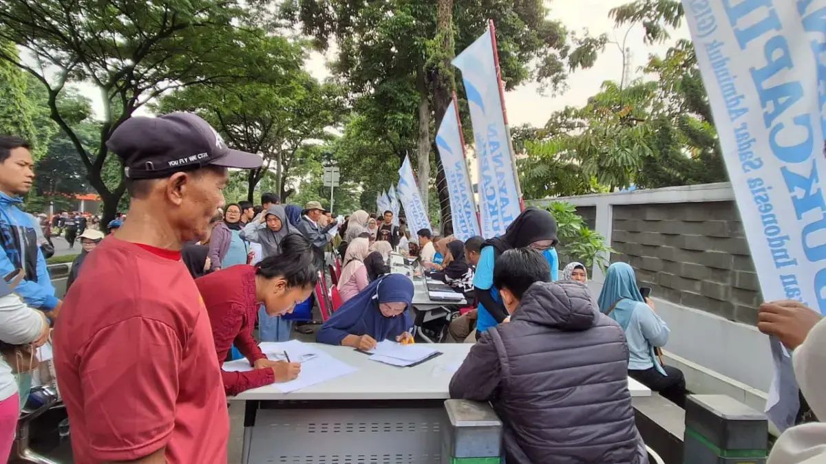 Disdukcapil Kabupaten Bogor Jemput Bola di CFD, Warga Serbu Layanan Dokumen Kependudukan