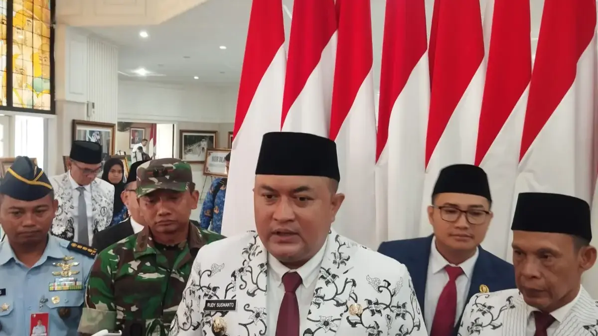 Komitmen Bupati Bogor di Hari Guru Nasional: Guru Sejahtera, Sekolah Lebih Layak Bupati Bogor, Rudy Susmanto. Foto : Sandika