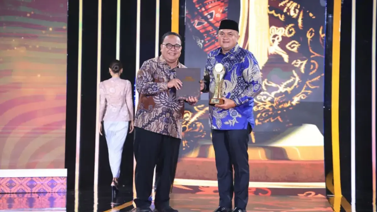Lestarikan Budaya Cimande, Bupati Bogor Raih Nominasi Tokoh Pendorong Ekonomi Berbasis Budaya