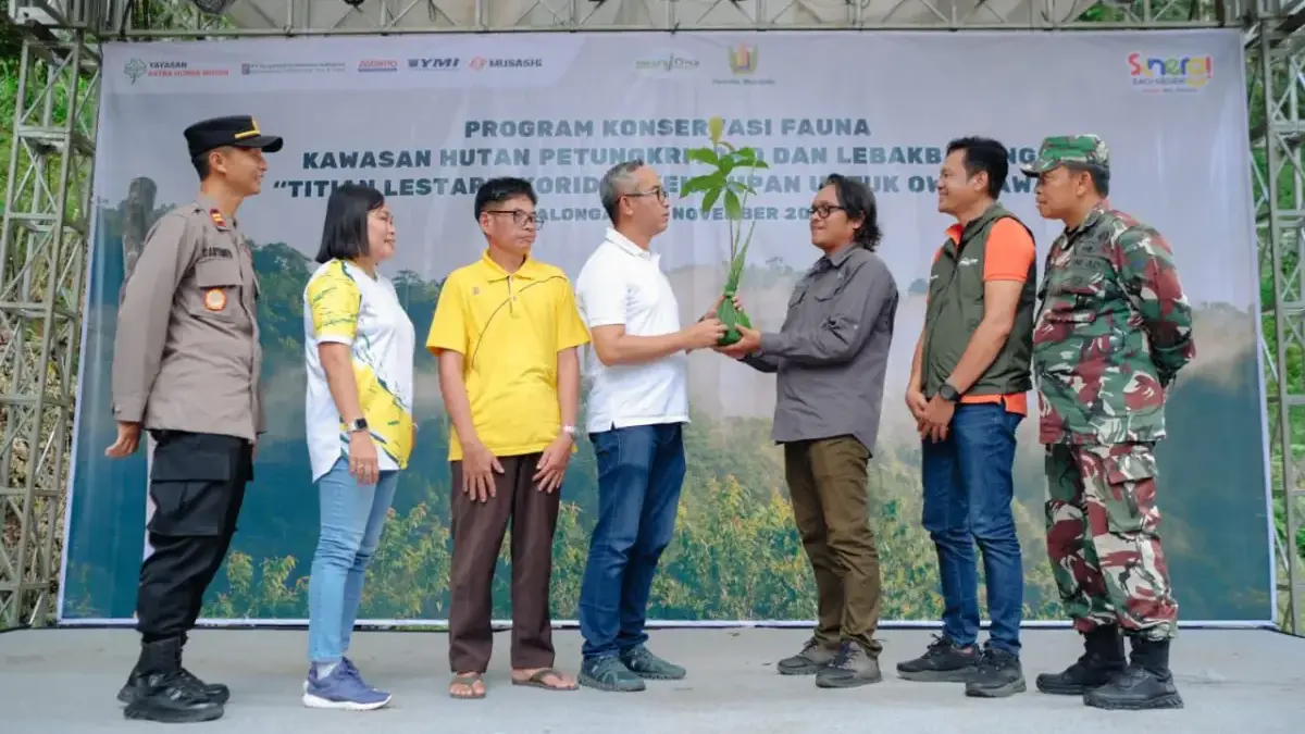 Yayasan AHM Kolaborasi dengan Masyarakat Pekalongan Lestarikan Satwa Owa Jawa Yayasan AHM Kolaborasi dengan Masyarakat Pekalongan Lestarikan Satwa Owa Jawa