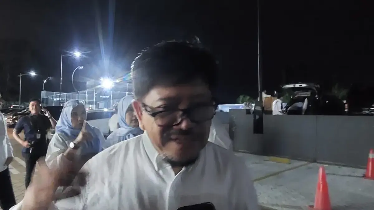 Bapenda Kota Bogor Lakukan Operasi Sisir, Optimistis Target Pajak Terpenuhi hingga Akhir Tahun Kepala Badan Pendapatan Daerah (Bapenda) Kota Bogor, Deni Hendana saat memberikan keterangan. Foto: Sekar Andi